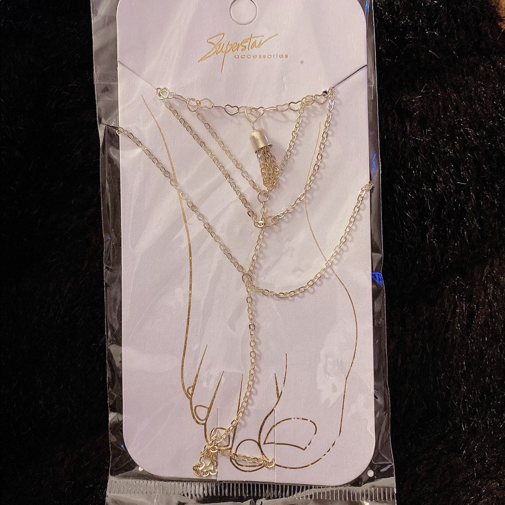 Foot chain😍
